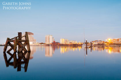 Calm waters at Cardiff Bay