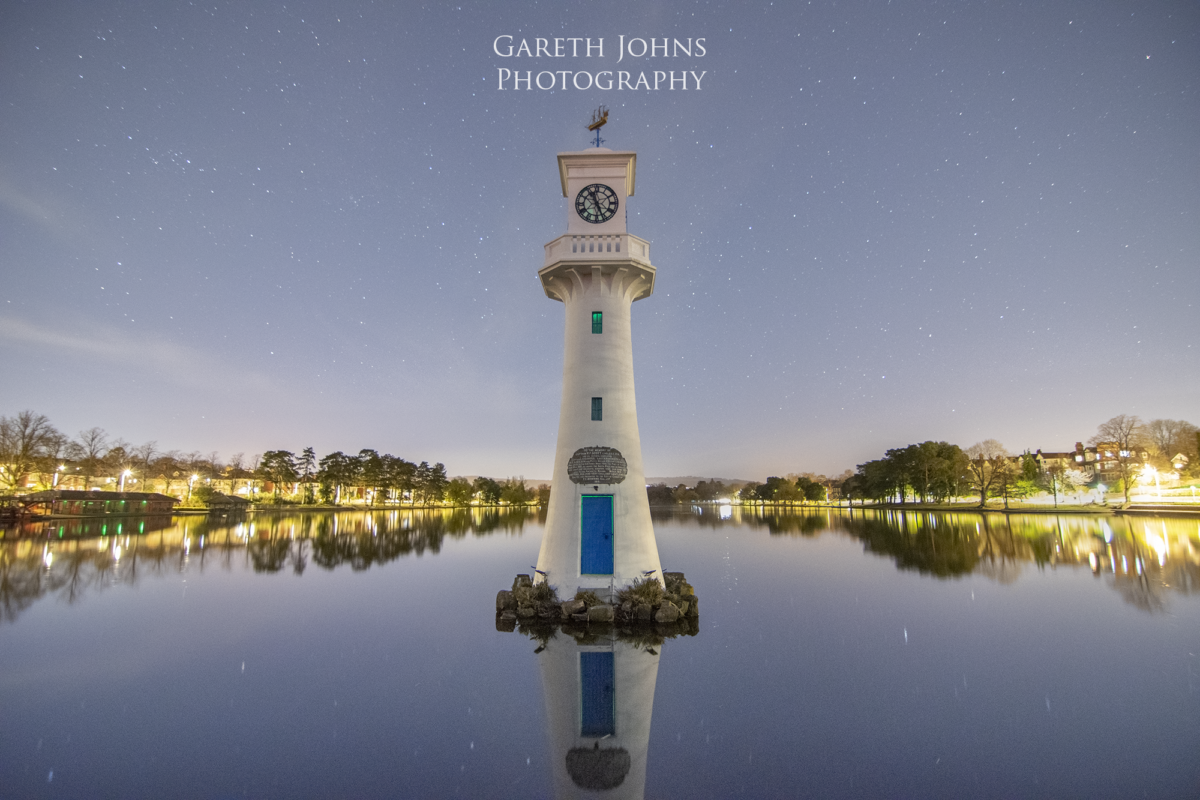 Roath Park, Cardiff. Captain Scott memorial lighthouse